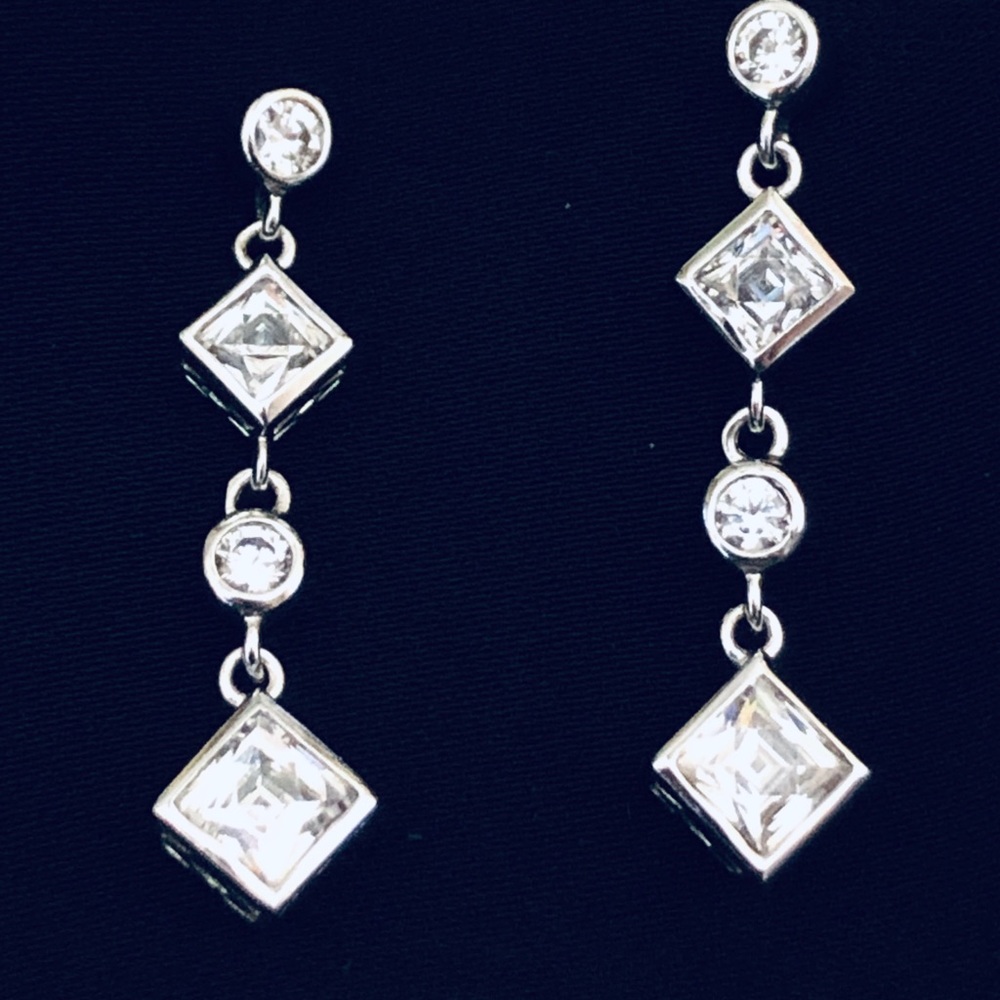 Tycoon Drop / Dangle Earrings